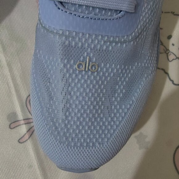 Men's Alo Yoga Blue Sneakers - Picture 3 of 7